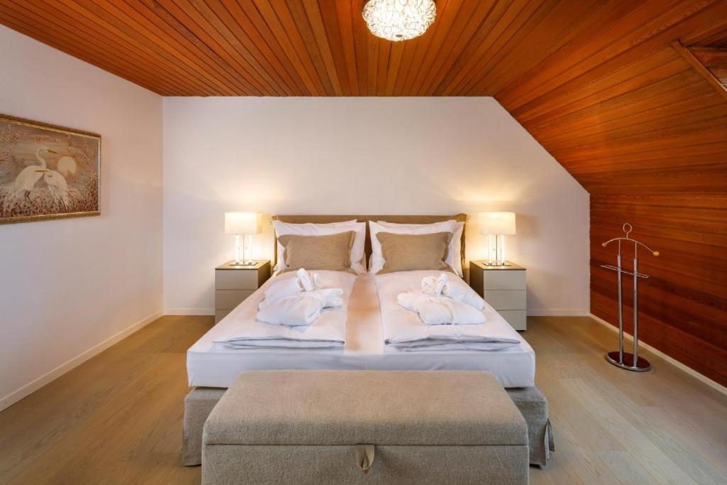 Zum Loewen Hotel